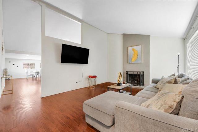 Detail Gallery Image 9 of 19 For 10905 Hansom Ln, Spring Valley,  CA 91978 - 4 Beds | 2 Baths