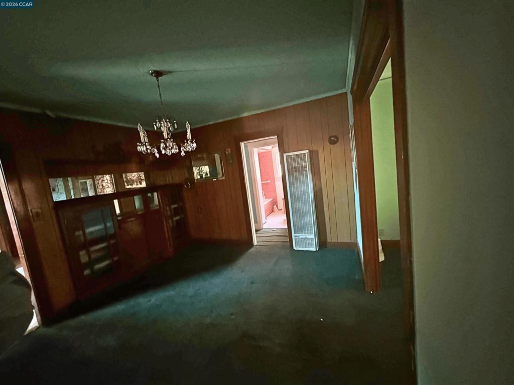 https://media.crmls.org/mediaz/faf1fbcc-4263-4776-8f84-d45ca91f052e.jpg?preset=X-Large