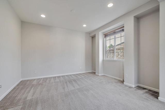 184 S Sonrisa Street, Mountain House CA: https://media.crmls.org/mediaz/faf3a60d-074e-45a1-b84d-5befce0964e0.jpg