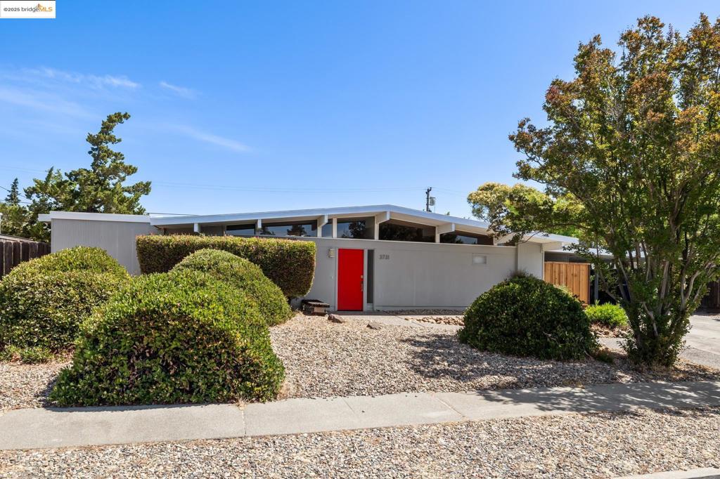3731 Merridan Dr
