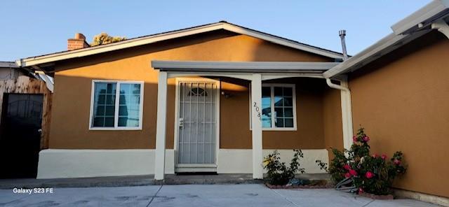 2084 S King Road, San Jose CA: https://media.crmls.org/mediaz/faf4566e-fbbc-4d04-91a9-e74fab1a9b7e.jpg