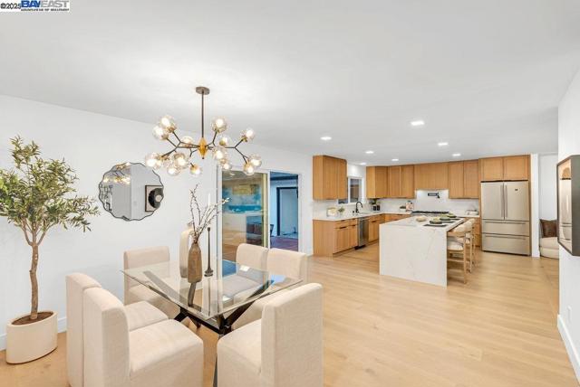 4374 Emory Way, Livermore CA: https://media.crmls.org/mediaz/faf4dccf-34e9-40ff-8008-627ed1b06711.jpg