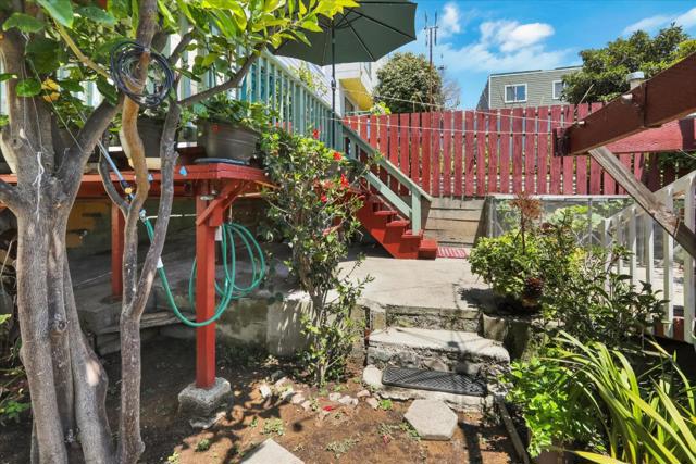 333 Elliot Street, San Francisco CA: https://media.crmls.org/mediaz/faf4fee0-0740-4e29-97d9-5dca0f2eabd2.jpg