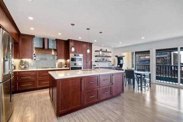 Detail Gallery Image 13 of 45 For 2144 Caminito Del Barco, Del Mar,  CA 92014 - 2 Beds | 2 Baths