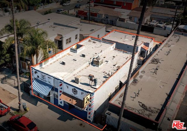 10908 S Figueroa Street, Los Angeles CA: https://media.crmls.org/mediaz/faf5bfc2-abba-4773-8c30-3eb2ec16ba39.jpg