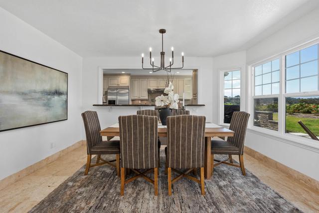 Detail Gallery Image 7 of 30 For 3664 Lorimer Ln, Encinitas,  CA 92024 - 5 Beds | 4 Baths