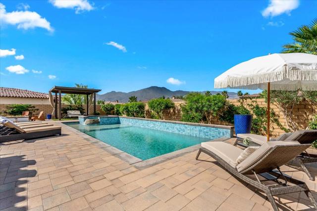 Image 34 of 75 For 54770 Cavalcade Court