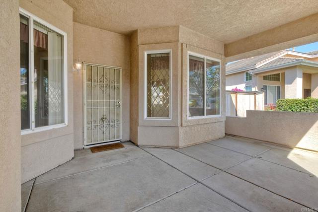 Detail Gallery Image 4 of 34 For 1789 Clydesdale Ct, Oceanside,  CA 92057 - 3 Beds | 2 Baths