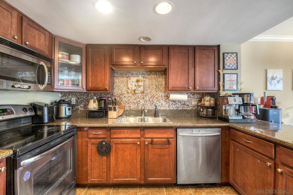 15383 Maturin Dr - photo 9