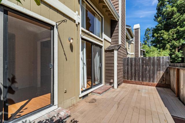 2421 Rebecca Lynn Way, Santa Clara CA: https://media.crmls.org/mediaz/faf63f4d-a9a1-4a4c-970d-50f05909c34e.jpg
