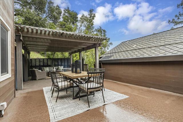 19233 Mountain Way, Los Gatos CA: https://media.crmls.org/mediaz/faf662d6-0cf7-4047-aa8f-1e54e3faa458.jpg