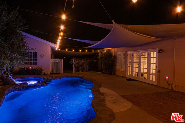 8510 Capistrano Avenue, West Hills CA: https://media.crmls.org/mediaz/faf7640e-7187-4470-a89a-1e801e8ae823.jpg