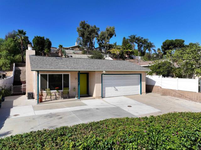 Detail Gallery Image 2 of 32 For 19065 Envoy Ave, Corona,  CA 92881 - 3 Beds | 2 Baths