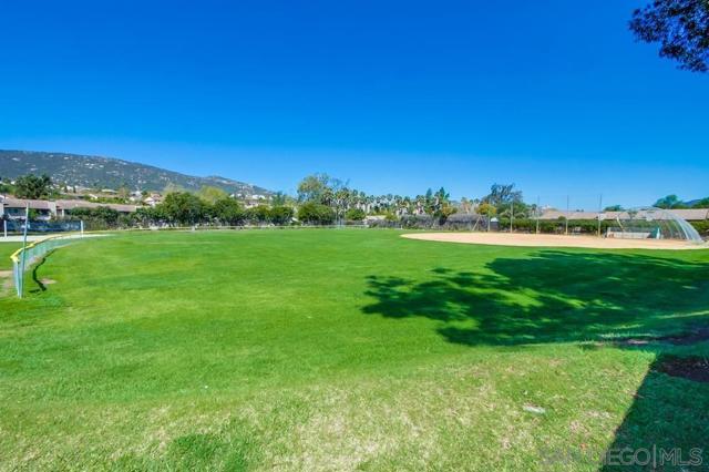 17937 Myrica Ln, San Diego CA: https://media.crmls.org/mediaz/faf82877-81b3-4139-a1ab-303bff80bc8f.jpg