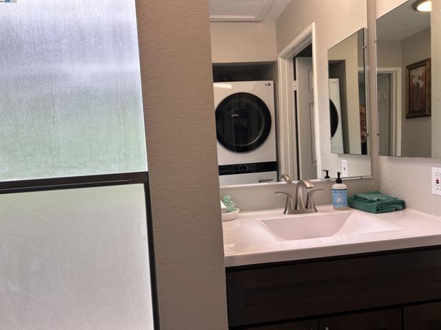 21117 Gary Dr, Hayward CA: https://media.crmls.org/mediaz/faf857f1-10d6-4b25-9c37-a4836e5f2851.jpg