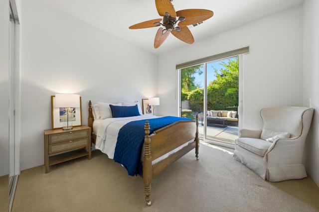 261 Loch Lomond Road, Rancho Mirage CA: https://media.crmls.org/mediaz/faf8afd6-3fdf-4660-a3a9-49ca550b8427.jpg