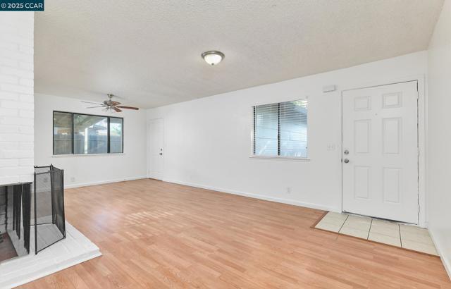 4413 Brandt Way, North Highlands CA: https://media.crmls.org/mediaz/faf8c35a-5c58-47ae-a30a-5282765b5f08.jpg