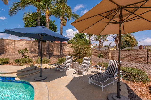 3042 Omega Avenue, Simi Valley CA: https://media.crmls.org/mediaz/faf908ef-02d4-4d28-b72c-8f1b6b8c9c01.jpg