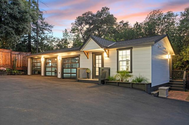 19050 Camino Barco, Saratoga CA: https://media.crmls.org/mediaz/faf91064-f930-4ea6-90b6-248e5564f3fb.jpg