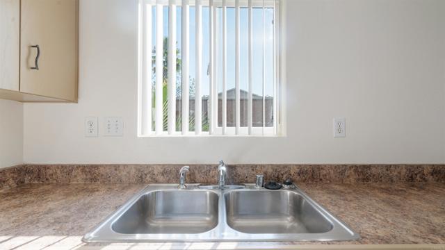 Detail Gallery Image 5 of 18 For 1428 Realty, Ramona,  CA 92065 - – Beds | – Baths