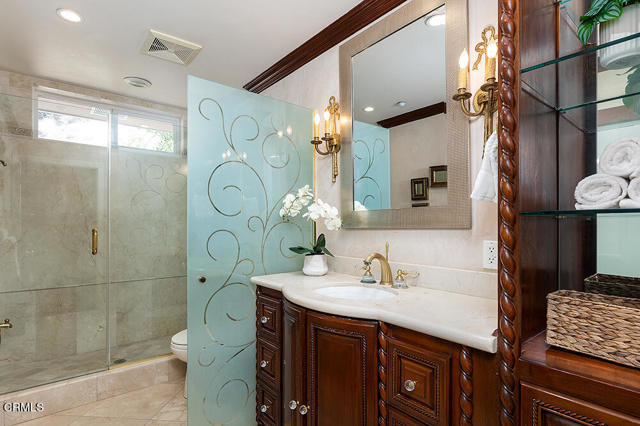 Detail Gallery Image 25 of 50 For 3422 Esperanza Ter, Glendale,  CA 91208 - 5 Beds | 5 Baths