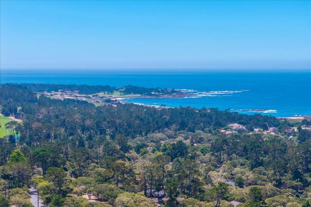3037 Strawberry Hill Road, Pebble Beach CA: https://media.crmls.org/mediaz/fafabfcb-4118-48c5-9f62-529d85db2d9e.jpg