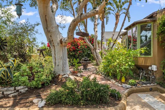 6026 Fulcher Avenue, North Hollywood CA: https://media.crmls.org/mediaz/fafb00ce-14fc-4c5b-ad9e-2ec469410063.jpg