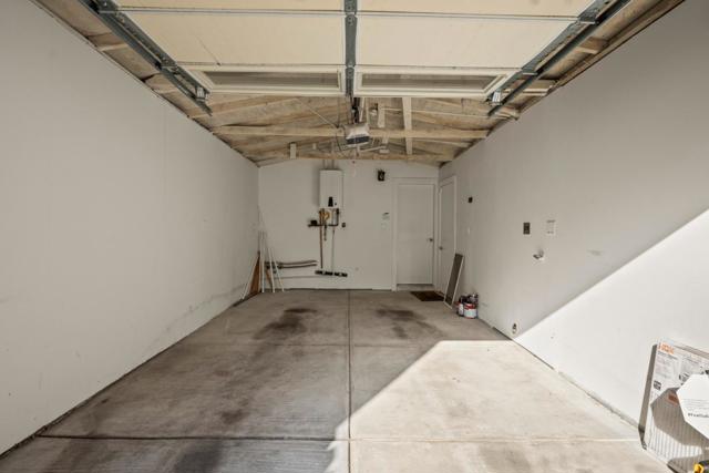 1300 2nd Avenue, San Mateo CA: https://media.crmls.org/mediaz/fafb2d28-579c-4406-84f7-082e3938515e.jpg