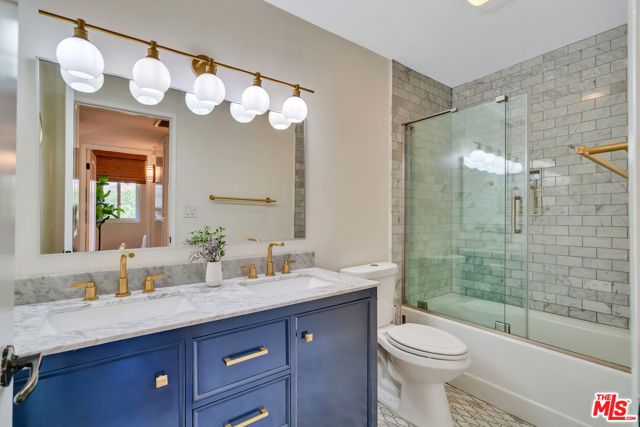 4939 Maytime Lane, Culver City CA: https://media.crmls.org/mediaz/fafbd086-a523-4437-984b-4685409e681a.jpg