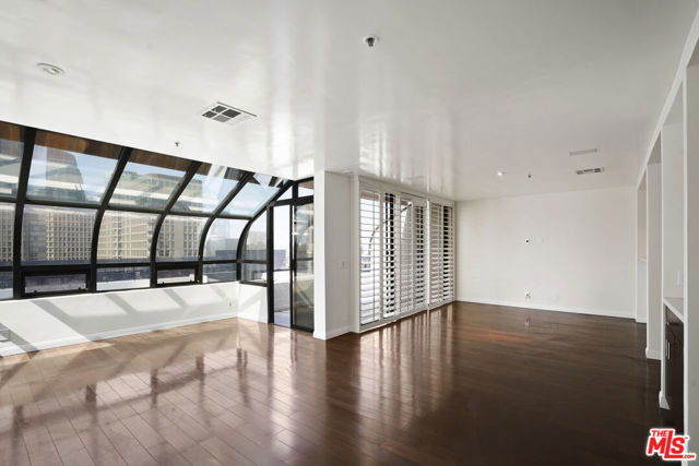 880 W 1st Street, Los Angeles CA: https://media.crmls.org/mediaz/fafc009b-a972-4a75-a3cb-0800da40af0a.jpg