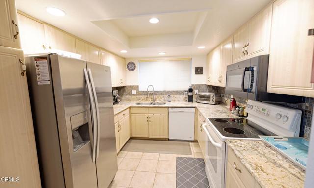 Detail Gallery Image 10 of 22 For 2701 E Mesquite Ave #T92,  Palm Springs,  CA 92264 - 2 Beds | 2 Baths