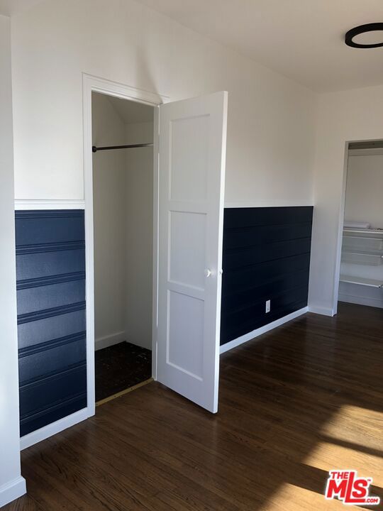 2225 1/2 Lake Shore Avenue, Los Angeles CA: https://media.crmls.org/mediaz/fafc859d-5993-414b-94cc-50dd31aa6e86.jpg