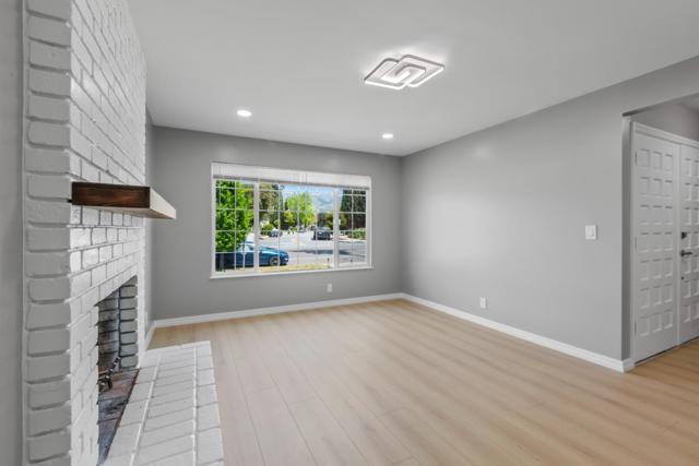 2749 Scottsdale Drive, San Jose CA: https://media.crmls.org/mediaz/fafcc843-f552-4914-b8d2-9bf86a11799a.jpg