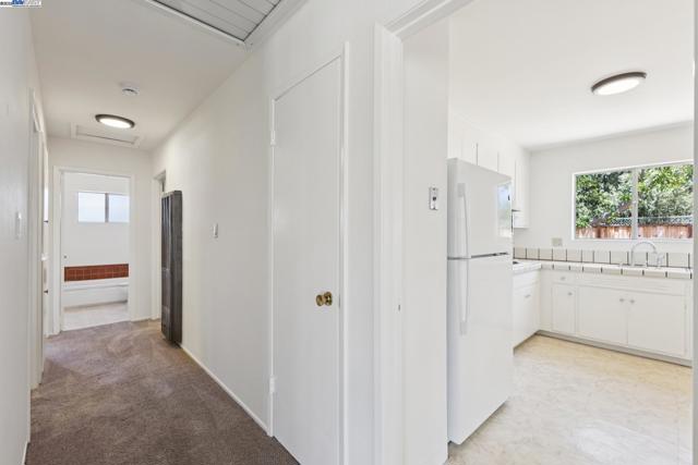 916 El Caminito, Livermore CA: https://media.crmls.org/mediaz/fafd099c-d1a8-487e-8ce2-479c66a40ea8.jpg