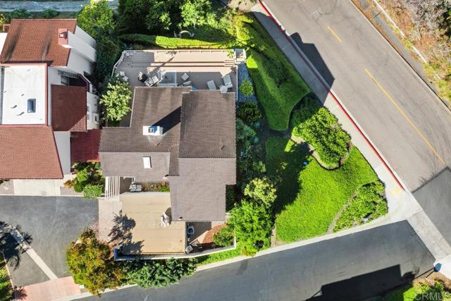 Detail Gallery Image 7 of 54 For 1762 Burgundy Rd, Encinitas,  CA 92024 - 3 Beds | 2/1 Baths