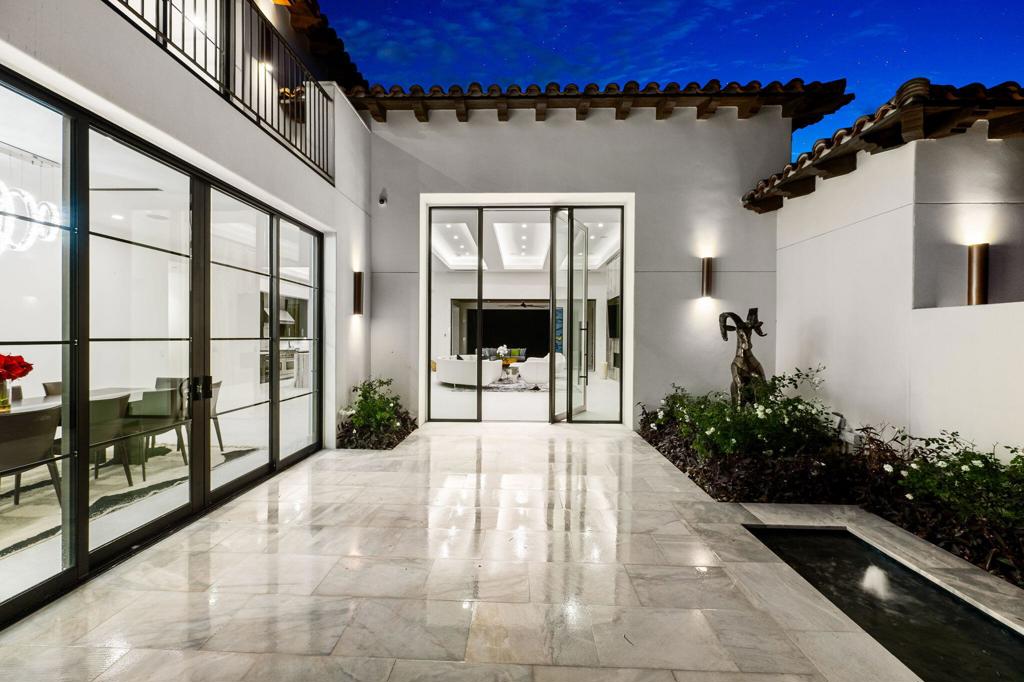 MLS #219138802DA image #8