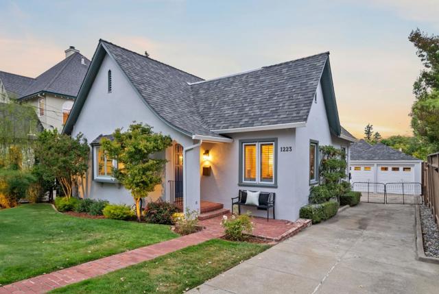 1223 Rhus Street, San Mateo CA: https://media.crmls.org/mediaz/fb00bd8d-5bf1-465a-a63c-2b05ce7be7b5.jpg