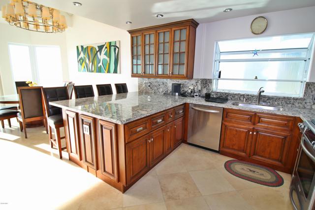 Detail Gallery Image 19 of 28 For 3525 Ocean Dr, Oxnard,  CA 93035 - 3 Beds | 5 Baths