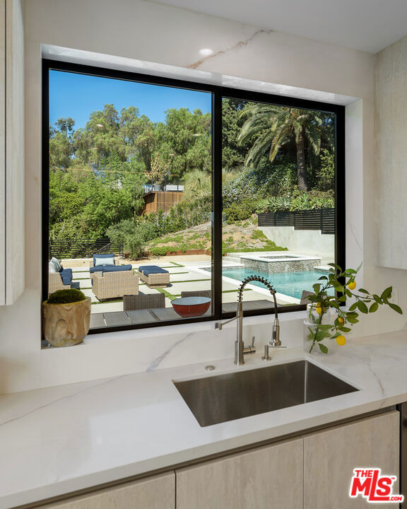 3 Bed Home for Sale in Los Angeles, California