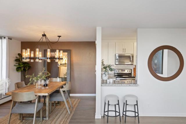 300 Davey Glen Road, Belmont CA: https://media.crmls.org/mediaz/fb02c4b2-d436-4c84-93b2-7fd59b4bece8.jpg