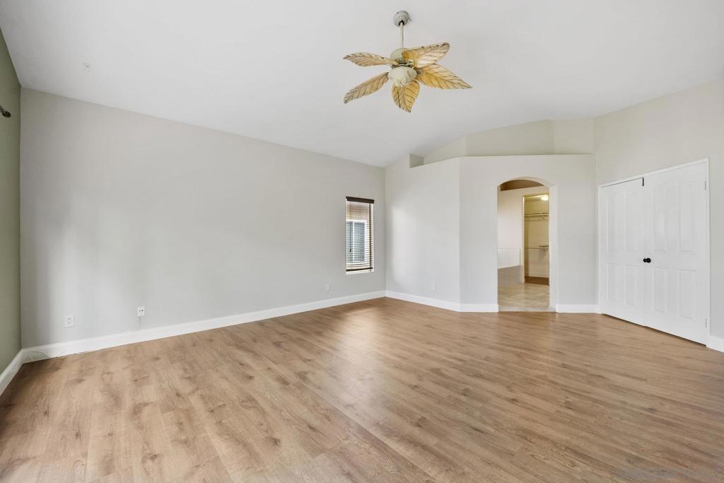 MLS #250040913SD image #25