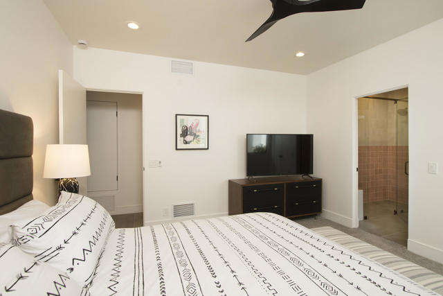 75414 Palm Shadow Drive, Indian Wells CA: https://media.crmls.org/mediaz/fb0564fa-3b23-47e1-9810-30bcb77be48a.jpg