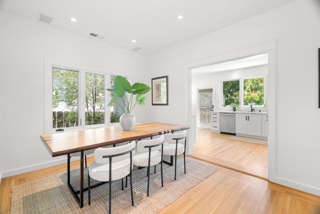 1223 Rhus Street, San Mateo CA: https://media.crmls.org/mediaz/fb077332-5e0b-453d-a9b8-7721e112e201.jpg