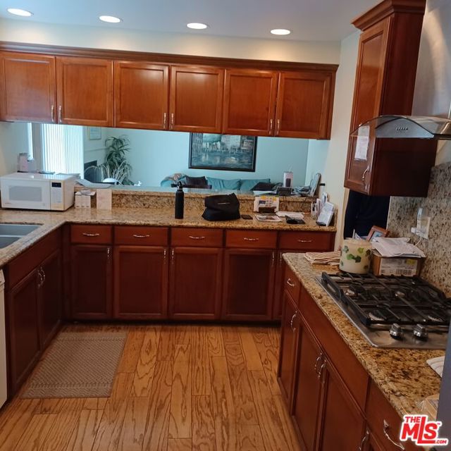 15314 LA VALLE Street photo 5