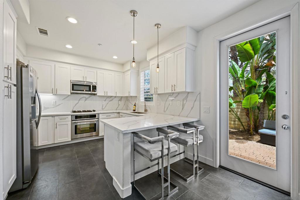 13295 Calle Del Campo - photo 5