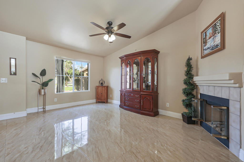 MLS #219139005DA image #6