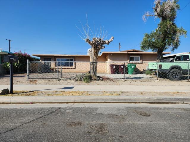 50740 Calle Mendoza, Coachella, California 92236, 3 Bedrooms Bedrooms, ,1 BathroomBathrooms,Single Family Residence,For Sale,Calle Mendoza,219113011DA