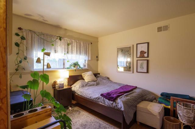 8421 Wayland Lane, Gilroy CA: https://media.crmls.org/mediaz/fb0e3d6c-872c-45ec-b442-3106f69d1fce.jpg