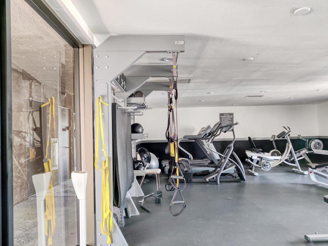 257 Laredo Drive, Palm Springs CA: https://media.crmls.org/mediaz/fb0e8d21-241d-4b1f-855a-c89e9e8e4156.jpg