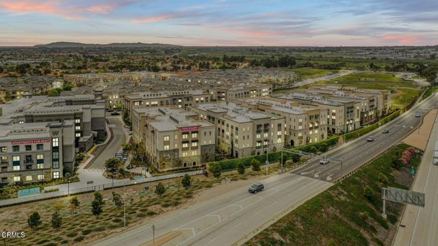 2810 Wagon Wheel Road, Oxnard CA: https://media.crmls.org/mediaz/fb0f539f-3a0b-41bc-a5cf-c3de13dbbc41.jpg